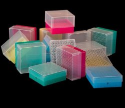 Kryobox för 4,0 ml rör 9x9 130x130x80 mm 90 st Natur
