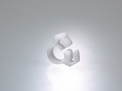 Slangklämma vita, POM 9x 10 mm (10)