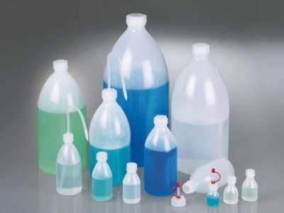 Flaska LDPE 250 ml , bred hals, med skruvkork