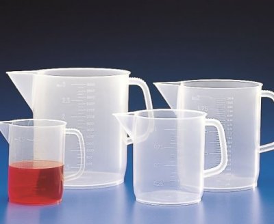 Graduated jug with spout, PP, 2000 ml, 1 pcs